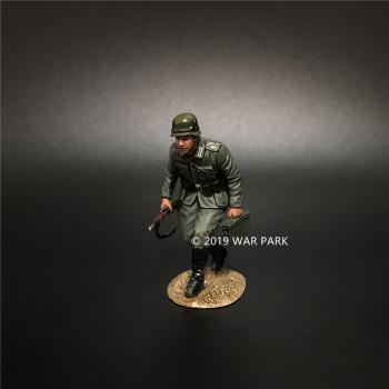Groß deutschland Soldier Stealthing with MG34 Ammo, Battle of Kursk--single figure #0
