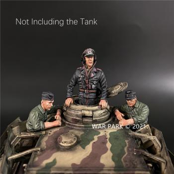 Wehrmacht Tank Crew of Panzer IV, Battle of Kursk--three seated figures #0