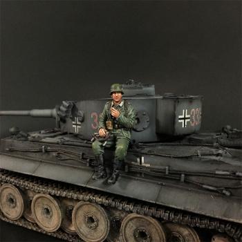 Wehrmacht Tank Rider with MP40 #9 (sitting, smoking), Battle of Kursk--single figure #0