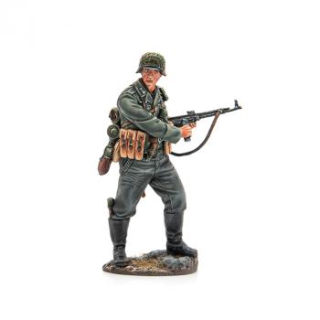 German Grenadier Loading MP44--single figure #0