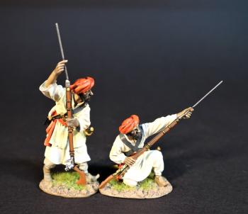 Two Maratha Infantrymen (standing ramming, kneeling ramming, red turbans & belts), Maratha Infantry, The Maratha Empire, Wellington in India, The Battle of Assaye, 1803--two figures #0