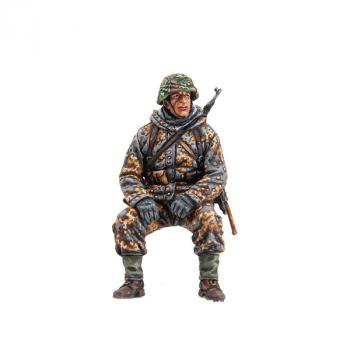 German Waffen SS Sitting with Gewehr 43--single seated figure--TWO IN STOCK. #0