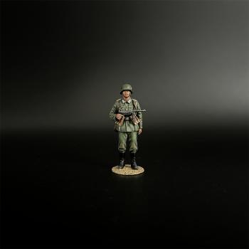 Wehrmacht Submachine Gunner Carrying Backpack, Battle of Kursk--single figure #0