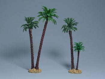 Coconut Palms--plastic with metal base (tallest is 4 in. tall) #0
