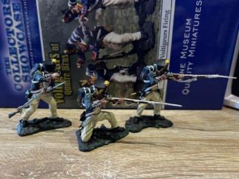 Voltiguer Firing--three figures--RETIRED--LAST ONE!! #20135