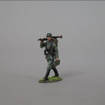 WWII German Heer MG34 Gunner with Ammo Box--single figure--RETIRED--LAST ONE!! #47242