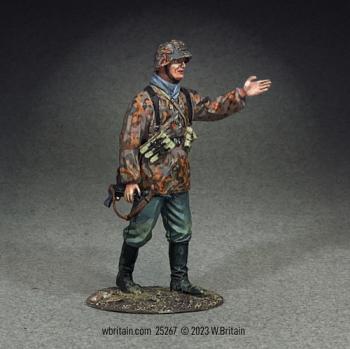 Image of German Waffen SS Grenadier Directing Movement, 1941-45--single figure