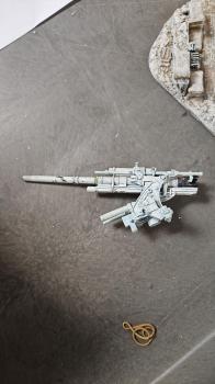 Winter German 88mm Gun, scenic base, and 6-man crew--RETIRED--PAINT DAMAGE--LAST ONE!! #49022