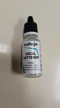 Decal Softener (previously listed as Decal Medium)--17 ml. bottle #25253