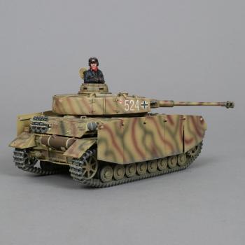 Image of Panzer IV with serial number 524 and Commander looking right.