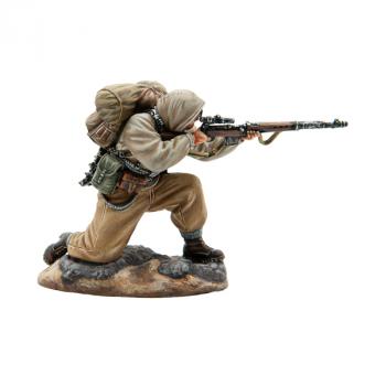 Image of Russian Mountain Troop Sniper with SVT, The Battle of Stalingrad--single kneeling figure