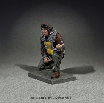 U.S.A.A.F. Ball Turret Gunner, 1943-45--single crouching figure #0