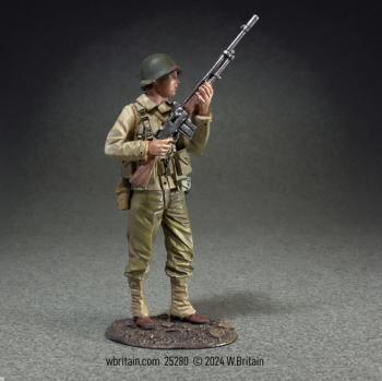 Image of U.S. Infantry BAR Man Standing Alert, 1942-45--single figure