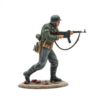 Image of German Advancing with MP44--single figure