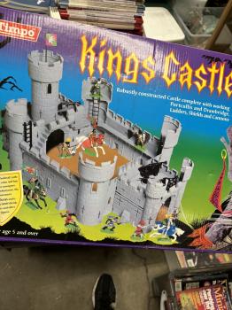 TIMPO Kings Castle - (58x35x20 Cm)--Makes on complete Castle - Includes Original Box *This item is an oversize item international shipping  additional fees may apply** #50054
