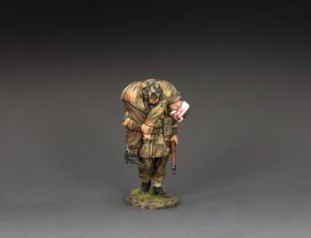 He Ain't Heavy... He's My Mate--two WWII British Paratrooper figures on single base He Ain't Heavy... He's My Mate--two WWII British Paratrooper figures on single base #50120