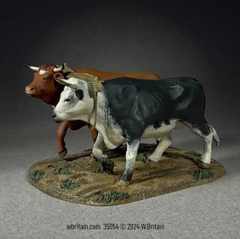 Yoke of Oxen--two oxen figures on single scenic base Yoke of Oxen--two oxen figures on single scenic base #50370