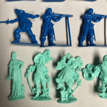 Oliver/Fontanini - 3 Musketeers and 17th Century Soldiers Lot -22pc.  - ONE AVAILABLE!  #50573
