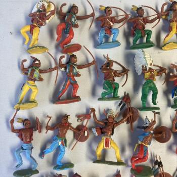 Briatins Vintage Swoppett Style American Indians Lot (27pc) - LOT 2 *Shows some paint wear Briatins Vintage Swoppett Style American Indians Lot (27pc) - LOT 2 *Shows some paint wear #50658