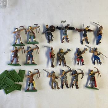 Britain Deetail Argentina - Viking lot  (17 Figures ) Britain Deetail Argentina - Viking lot  (17 Figures ) #50661
