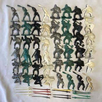 Timmee Toy- Medieval Knights - 48 figures - ONE AVAILABLE!  Timmee Toy- Medieval Knights - 48 figures - ONE AVAILABLE!  #50688