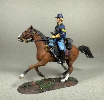 Union Cavalry Corporal Mounted on Trotting Horse, No.1 (blonde)--single mounted figure #50841