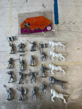 JECSAN Roman SET  (20 pc.) - RETIRED. - ONE AVAILABLE!  #51065