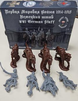 WWI German Staff, 1914-1918--four mounted figures in four poses--ELEVEN IN STOCK! WWI German Staff, 1914-1918--four mounted figures in four poses--ELEVEN IN STOCK! #51066