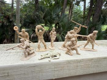 Pioneer Men Set 2 (TAN)--nine resin figures in nine poses -- THREE IN STOCK! #46848