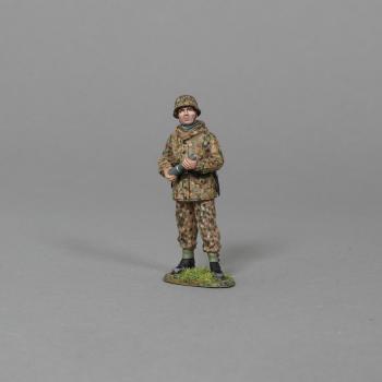 Image of Gun Crew Loader #1 with Shell for 10.5 cm leFH 18/40 (Light Field Howitzer)--single figure--RETIRED -- LAST TWO! Image of Gun Crew Loader #1 with Shell for 10.5 cm leFH 18/40 (Light Field Howitzer)--single figure--RETIRED -- LAST TWO!