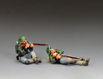 Image of 95th Rifles "Taking Careful Aim"--two Napoleonic-era British figures wearing Tam O' Shanters (sitting firing; lying prone, gun propped on legs)