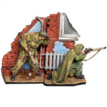 Image of Russian Scout Sniper Team , The Battle of Stalingrad, 1942--two figures on scenic bases