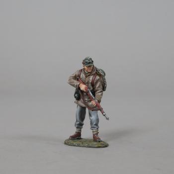 Image of Rifleman at the 'Ready', 6th SS Gebirgsjager--single figure (late war version with brown earth base)