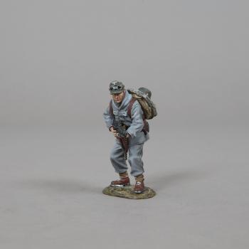Image of MG42 Gunner #2, 6th SS Gebirgsjager--single standing figure (late war version with brown earth base)