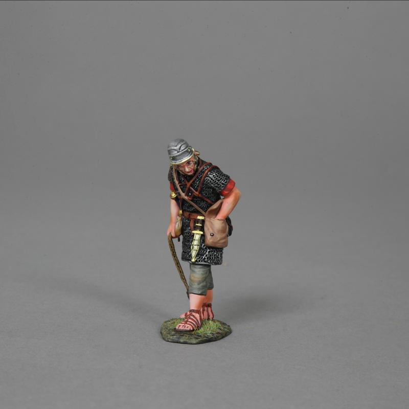 Two Roman Auxiliary Slingers Readying to Sling--two figures #4 Two Roman Auxiliary Slingers Readying to Sling--two figures #4