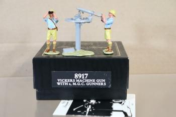 Vickers Machine Gun with Two M.G.C. Gunners--two figures and machine gun--RETIRED--LAST ONE!! #51822