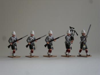 Officer, Piper, and Three Men Advancing At Port, Gordon Highlanders (Grey Tunics), Highland Regiments, 1882-1890--five figures--RETIRED--LAST ONE!! #51856