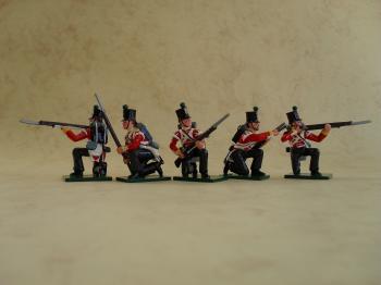 Kneeling Firing/At The Ready Set, 77th Regiment (Albert Shako and red coatees), The Crimean War --five kneeling figures--RETIRED--LAST ONE!! #51880