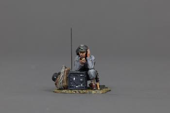 Image of Radio Operator, 6th SS Gebirgsjager--single kneeling figure (summer) #51937