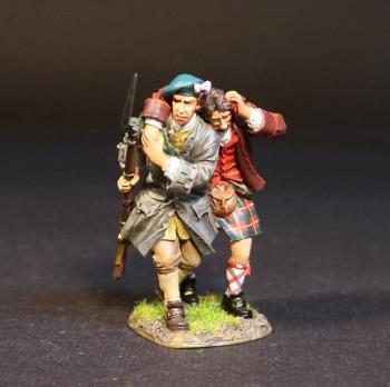 Image of Jacobite Wounded Fleeing, The Jacobite Army, The Battle of Culloden, 16th April 1745, The Jacobite Rebellion, 1745--two figures on single base (figure in grey supporting figure in red tartan and kilt) #52063