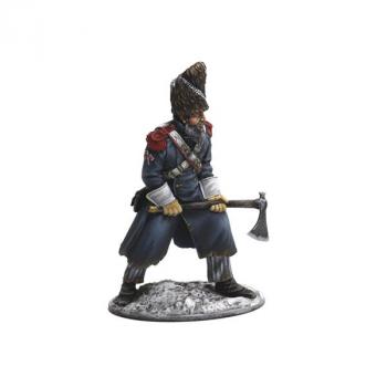 Image of French Sapper 45th Line Regiment, Berezina 1812, Retreat from Russia, 1812--single figure wielding wood axe #52183