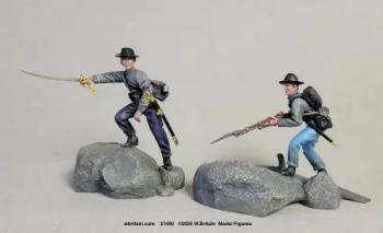 Image of "Scrambling Up The Roundtops", Confederate Officer and Infantryman, ACW--two figures on boulder-shaped bases #52289