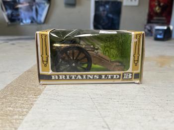 Britains Ltd - Gun Of The Revolution -- 9739 -- In Box -- ONE AVAILABLE!  #52823