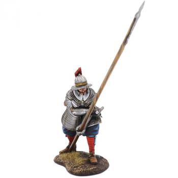 Image of Spanish Tercio Pikeman with Raised Pike #3, The Thirty Years War (1618-1648)--single crouching figure with pike planted to receive charge drawing sword #52888