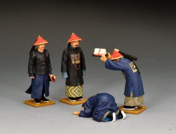 Presenting A Petition--two standing figures (senior staff; imperial bodyguard) and two Petitioning Manderin figures (standing bowing; kowtowing) #52960