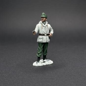 FJ with Pistol, "The Eagle Has Landed", The Fallschirmjaegers, WWII--single standing FJ figure pointing pistol from hip #53388