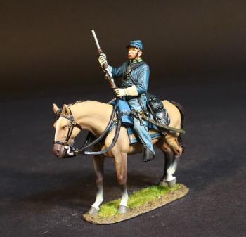 Image of Cavalry Trooper, Union Cavalry Corps, The Army of the Potomac, The Battle of Brandy Station, June 9th, 1863, ACW, 1861-1865--single mounted figure on walking tan horse (carbine held upright on saddle) #53436