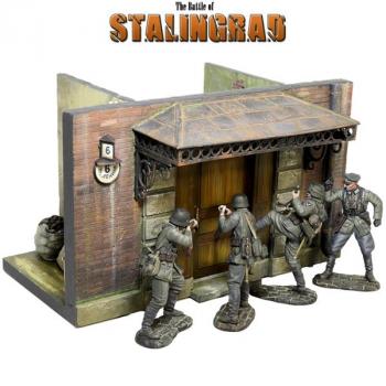 Enemy at the Gates, The Battle of Stalingrad--Building and six figures (four Germans, two Russian citizens) #53589