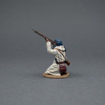 Riff Warrior Kneeling Firing Upwards--single kneeling figure with rifle #53616