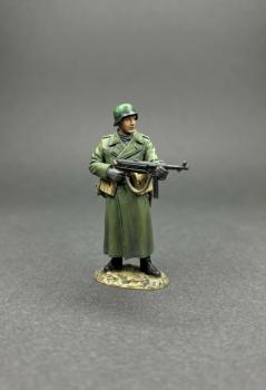 SS Soldier Pointing MP40, Summer Version, WWII Germans--single standing figure #53624